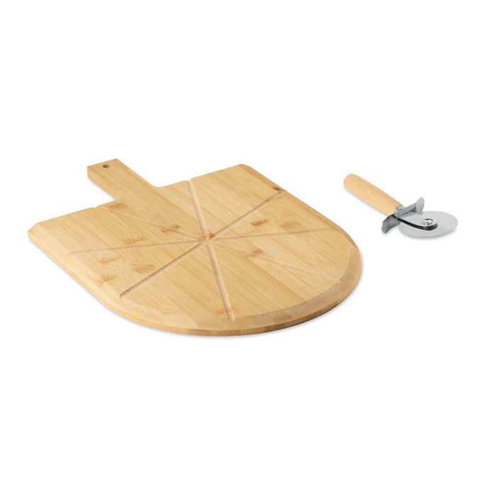 Planche et roulette à pizza